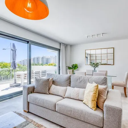 Hanami South Bay Sb3 Apartment